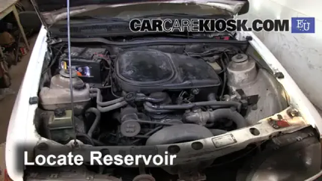 1989 Ford Sierra 2.3D GL 2.3L 4 Cyl. Diesel Liquide essuie-glace Ajouter du liquide